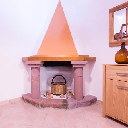 Bedd Nuraghi Apartment *