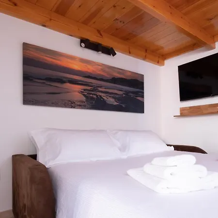 Welcomely - Badde Nuraghe Dimora Vista Mare Con Parcheggio Privato 아파트